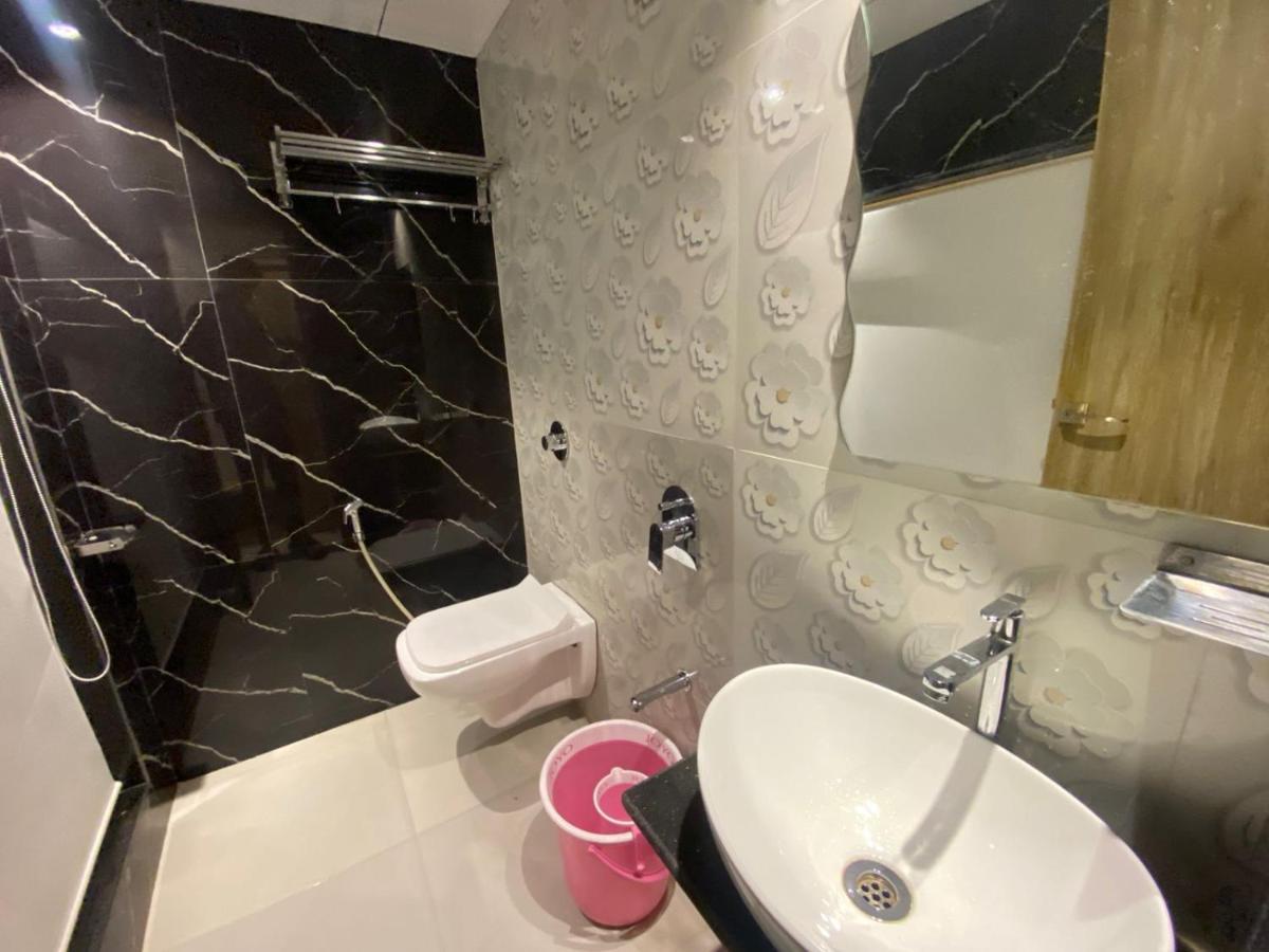 Hotel Bkc Crown - Near Trade Centre, Visa Consulate Mumbai Kültér fotó