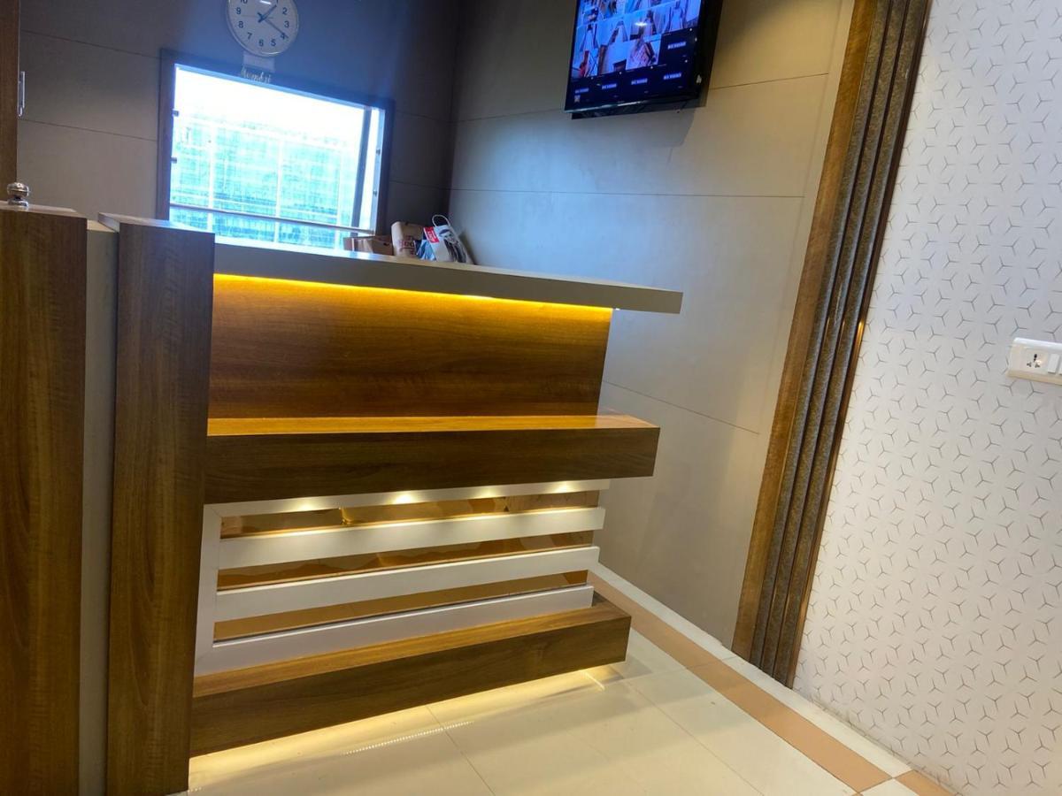 Hotel Bkc Crown - Near Trade Centre, Visa Consulate Mumbai Kültér fotó